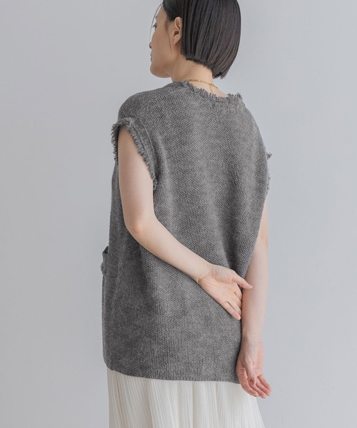 A part by（アパートバイ）の「アンゴラツィードニットベスト（ベスト・レディース・チャコールグレー/アイボリー/ブラウン/ライトグレー/ネイビー・FREE）」の12枚目の写真