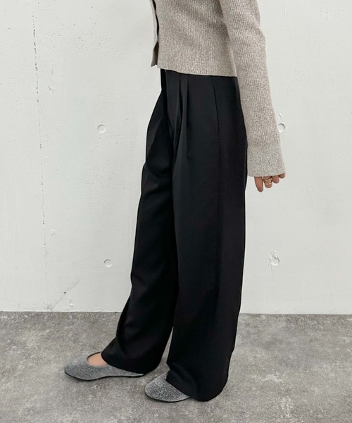 archives（アルシーヴ）の「ハイウエストタックスラックス（スラックス・レディース・チャコールグレー/アイボリー/ブラック・MEDIUM）」の21枚目の写真