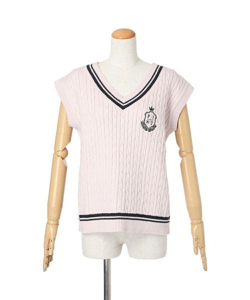 F i.n.t(フィント)の「ライン使いケーブルニットベスト/fint(ベスト・レディース・アイボリー/ライトピンク/グレー・FREE)」の19枚目の写真