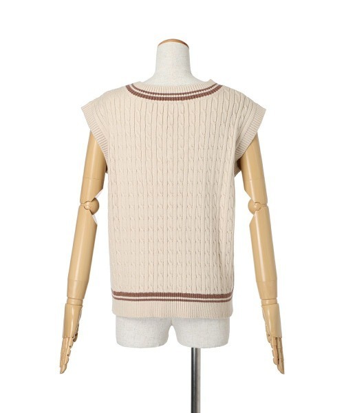 F i.n.t(フィント)の「ライン使いケーブルニットベスト/fint(ベスト・レディース・アイボリー/ライトピンク/グレー・FREE)」の9枚目の写真