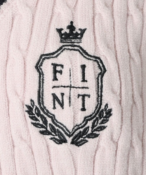 F i.n.t(フィント)の「ライン使いケーブルニットベスト/fint(ベスト・レディース・アイボリー/ライトピンク/グレー・FREE)」の12枚目の写真