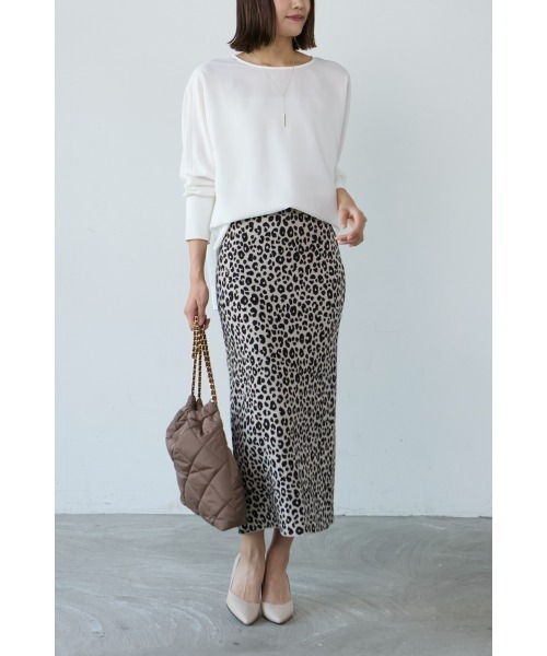 M.deux（エムドゥ）の「●リブ袖ストレッチプルオーバー●（シャツ/ブラウス・レディース・モカ/オフホワイト・MEDIUM）」の4枚目の写真