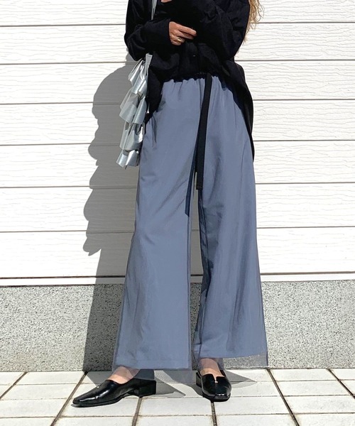 Q（キュー）の「チュールドッキングスポーツパンツ（その他パンツ・レディース・ブラック/ライトブルー・MEDIUM）」の2枚目の写真