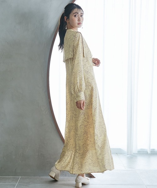 slattgir（スラットジール）の「高身長 セーラーカラープリント