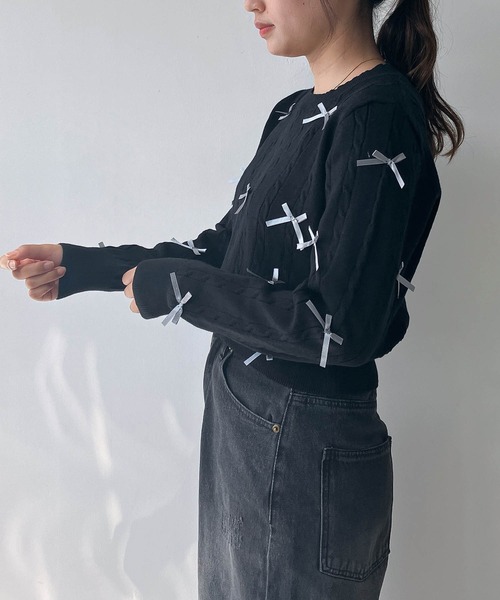 AS KNOW AS plus(アズノゥアズプラス)の「◇ケーブルとリボンニットプルオーバー(ニット/セーター・レディース・グレー系/アイボリー系/ブラック系/ピンク系1/アイボリー系1/グレー系1・FREE)」の19枚目の写真
