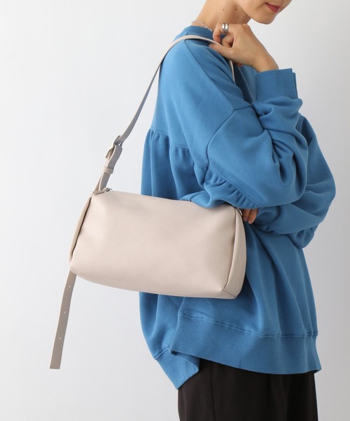 LEPSIM（レプシィム）の「フェイクレザーソフトショルダー　234670（ショルダーバッグ・レディース・ブラック/アイボリー/ブラウン/ライトグレー/カーキブラウン・ONE SIZE）」の7枚目の写真