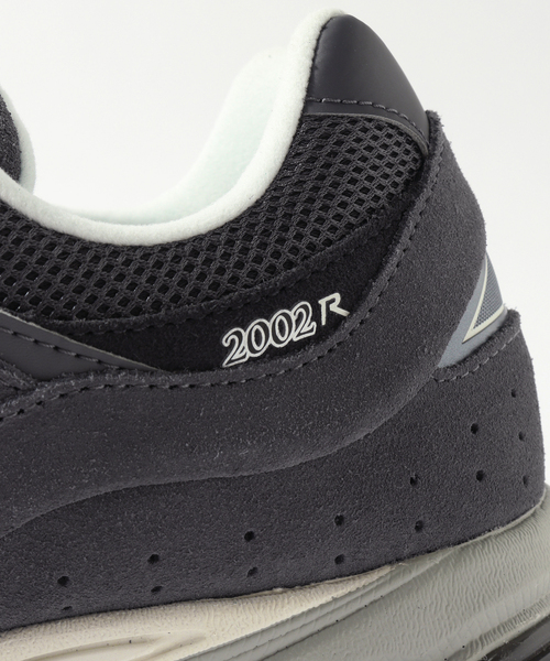NEW BALANCE（ニューバランス）の「New Balance(ニューバランス) M2002RFL（スニーカー・メンズ・チャコールグレー・25.5cm/26cm/26.5cm/27cm/27.5cm/28cm/28.5cm/29cm）」の14枚目の写真