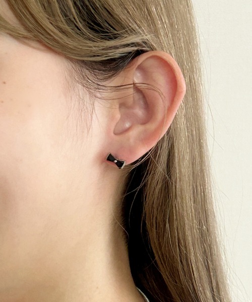 ブラックシェル×水晶 ロゼンジカービング ピアス ブラックシェル×水晶 ロゼンジカービング ピアス 2025年最新