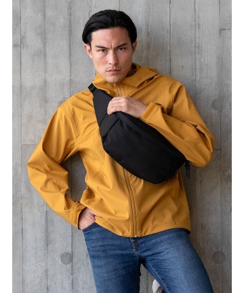 WEXLEY（ウェクスレイ）の「TRAVIS SLING CORDURA BALLISTIC BLACK（ショルダーバッグ・メンズ・ブラック・ONE SIZE）」の5枚目の写真