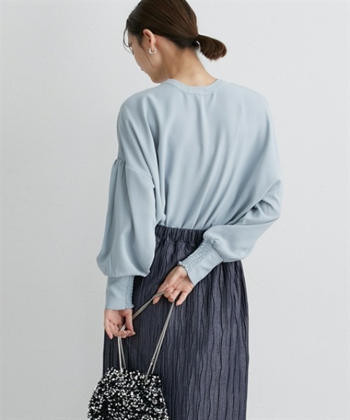 nissen（ニッセン）の「前後２ＷＡＹ袖シャーリングとろみブラウス（シャツ/ブラウス・レディース・ブラック/ベージュ/ブルー/オフホワイト・LL/S/M/L）」の14枚目の写真