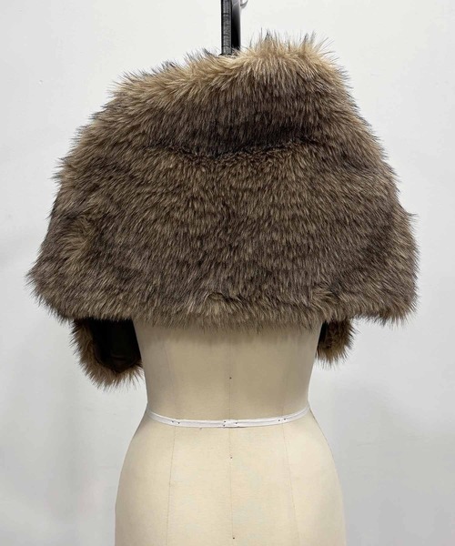 PICCIN（ピッチン）の「フェイクファーストール（ストール/ショール・レディース・グレー/ベージュ・FREE）」の5枚目の写真