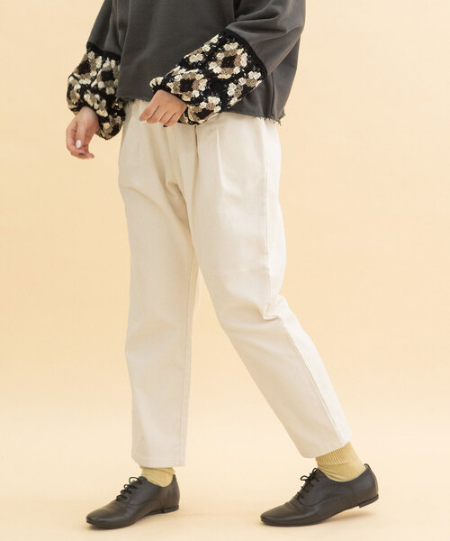 POU DOU DOU(プードゥドゥ)の「コーデュロイペグトップパンツ(その他パンツ・レディース・イエロー/アイボリー/ブラック/カーキ・M)」の14枚目の写真