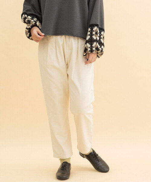 POU DOU DOU(プードゥドゥ)の「コーデュロイペグトップパンツ(その他パンツ・レディース・イエロー/アイボリー/ブラック/カーキ・M)」の16枚目の写真