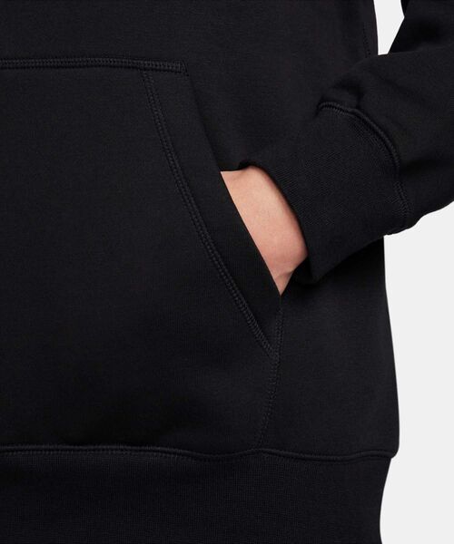 NIKE（ナイキ）の「《セットアップ対応商品》ナイキ クラブ フリース メンズ プルオーバー パーカー / Nike Club Fleece Men's Pullover Hoodie FN3105-010 Black（パーカー・メンズ・ブラック・L/2XL/XL/S/M）」の5枚目の写真