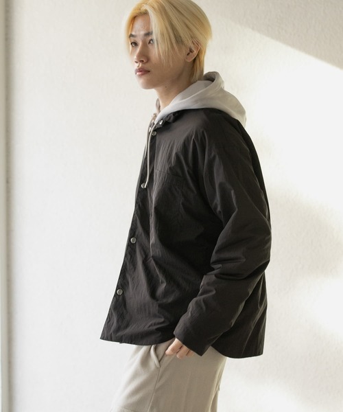 SENSE OF PLACE by URBAN RESEARCH(センスオブプレイスバイアーバンリサーチ)の「パデッドルーズシャツ(シャツ/ブラウス・メンズ・ベージュ/ライトブルー/ブラック/ライトブラウン・MEDIUM/LARGE)」の18枚目の写真