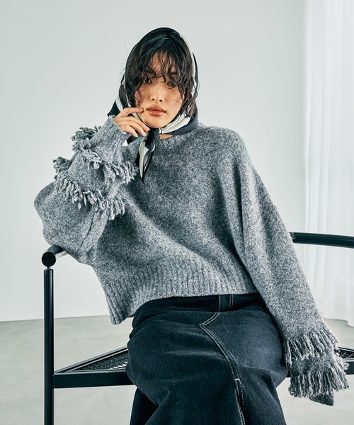 LEPSIM（レプシィム）の「3.5ゲージ袖フリンジプルオーバー 243207