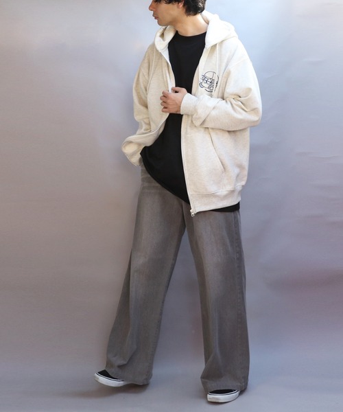 ８(eight)（エイト）の「HEADPHONE BOY 刺繍ZIPパーカー（パーカー・メンズ・ブラック/アッシュグレー/スモークピンク・MEDIUM/LARGE）」の20枚目の写真