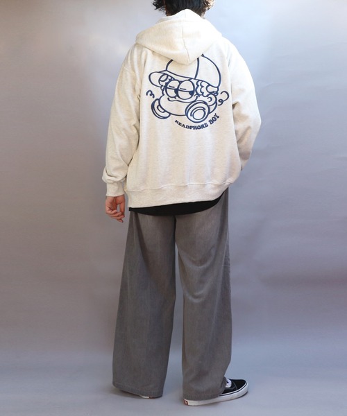 ８(eight)（エイト）の「HEADPHONE BOY 刺繍ZIPパーカー（パーカー・メンズ・ブラック/アッシュグレー/スモークピンク・MEDIUM/LARGE）」の21枚目の写真