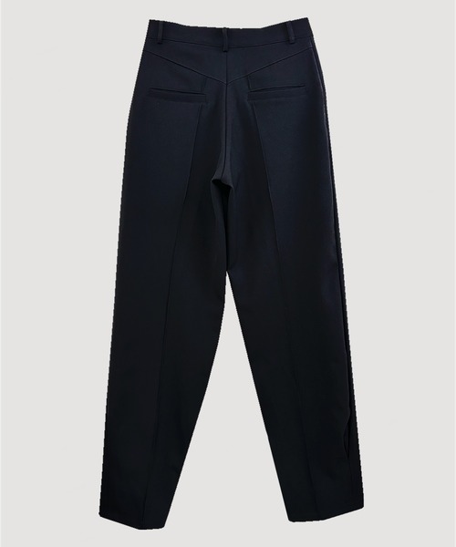 VIAVANDA(ヴィアヴァンダ)の「LOOSE TAPERED SLACKS(スラックス・レディース・ブラック/グレー・SMALL/MEDIUM)」の16枚目の写真