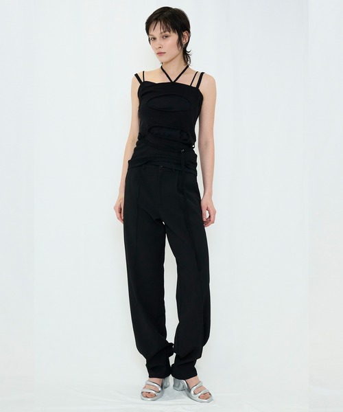 VIAVANDA(ヴィアヴァンダ)の「LOOSE TAPERED SLACKS(スラックス・レディース・ブラック/グレー・SMALL/MEDIUM)」の13枚目の写真