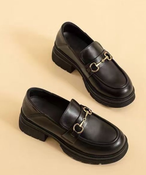 Teem Store(チームストア)の「厚底メタルモチーフローファー(ローファー・レディース・ブラック・L/M/S)」の3枚目の写真