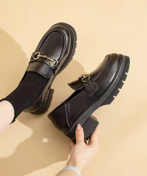 Teem Store(チームストア)の「厚底メタルモチーフローファー(ローファー・レディース・ブラック・L/M/S)」の6枚目の写真
