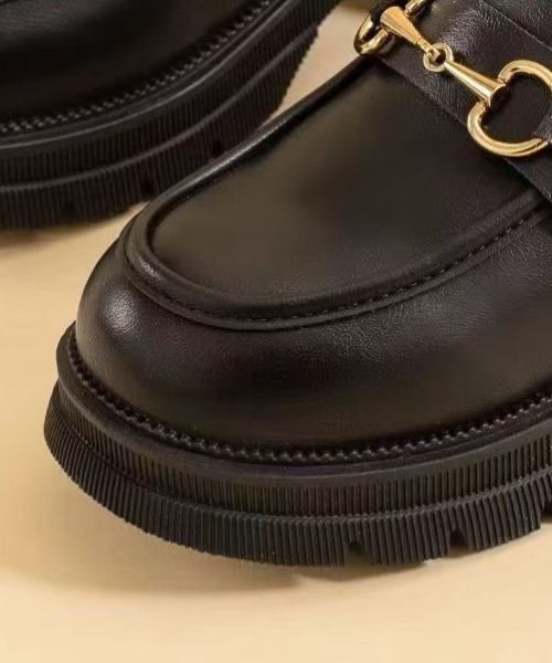 Teem Store(チームストア)の「厚底メタルモチーフローファー(ローファー・レディース・ブラック・L/M/S)」の2枚目の写真