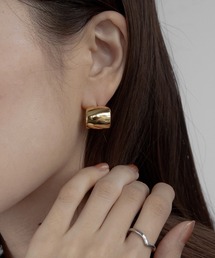 金属アレルギー対応 ワイドデザインピアス C型
