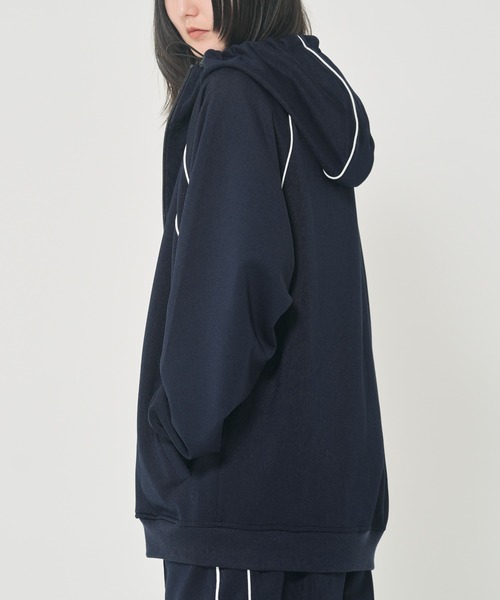 CORISCO（コリスコ）の「エステル パイピング使いトラックジャケットパーカー(M1)（パーカー・メンズ・ブラック/チャコールグレー/ネイビー・LARGE/X-LARGE/MEDIUM）」の3枚目の写真