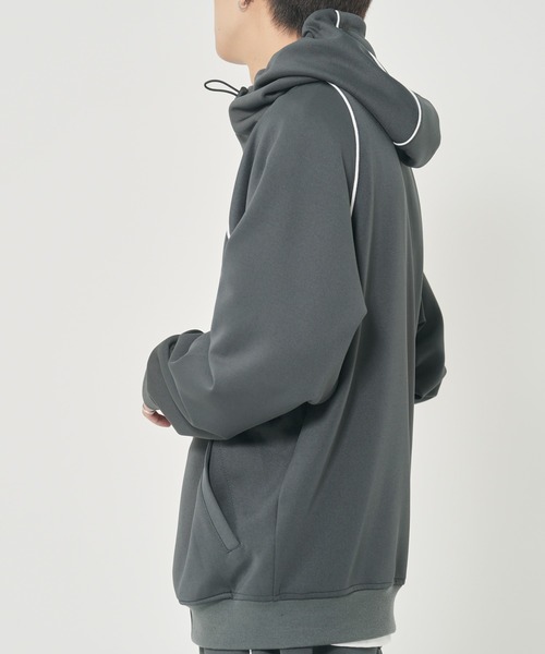 CORISCO（コリスコ）の「エステル パイピング使いトラックジャケットパーカー(M1)（パーカー・メンズ・ブラック/チャコールグレー/ネイビー・LARGE/X-LARGE/MEDIUM）」の9枚目の写真