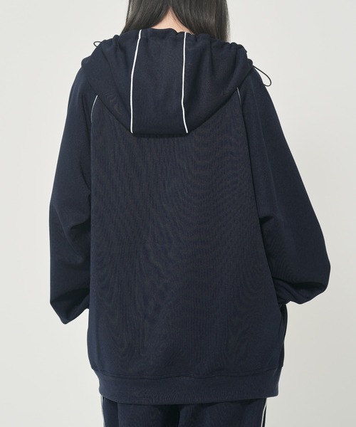 CORISCO（コリスコ）の「エステル パイピング使いトラックジャケットパーカー(M1)（パーカー・メンズ・ブラック/チャコールグレー/ネイビー・LARGE/X-LARGE/MEDIUM）」の13枚目の写真