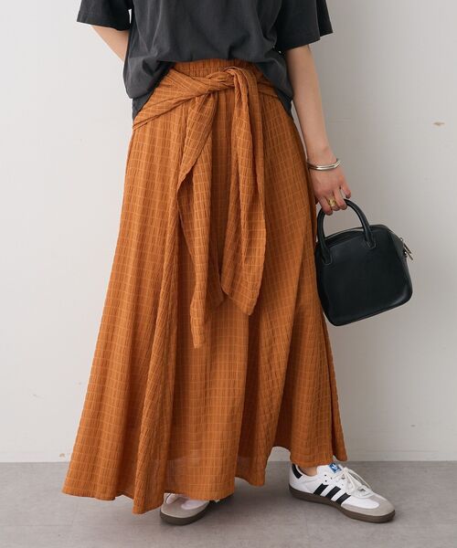 CRAFT STANDARD BOUTIQUE（クラフトスタンダードブティック）の「ツイストベルトフレアスカート　◆（スカート・レディース・オレンジ/ブラック/ブルー・FREE）」の22枚目の写真