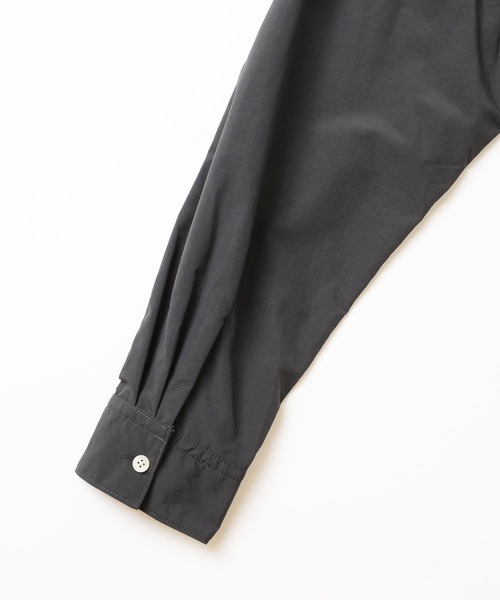 HOLIDAY（ホリデイ）の「SUPPLEX NYLON BIG SHIRT サプレックスナイロンビッグシャツ（シャツ/ブラウス・レディース・チャコールグレー/ピンク・ONE SIZE）」の6枚目の写真