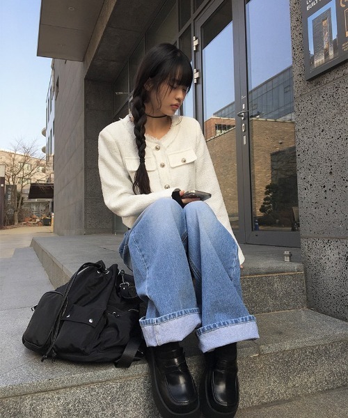 anyonemore(エニワンモア)の「ウォッシングワイドライトブルーデニムパンツ(デニムパンツ・レディース・ライトブルー・LARGE/MEDIUM/SMALL)」の2枚目の写真