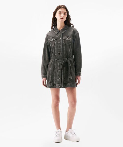 tommy jeans(トミー ジーンズ)の「ロングスリーブトラッカーワンピース(ワンピース・レディース・ブラック・LARGE/MEDIUM/SMALL)」の6枚目の写真