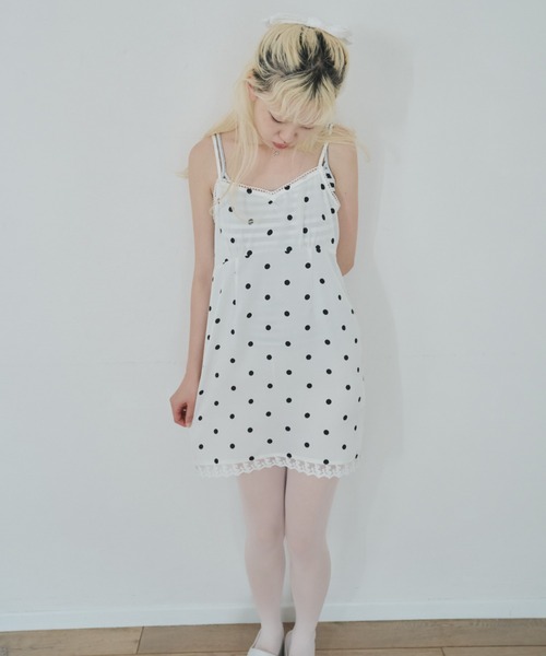 Smyeon(スミョン)の「Lace cami onepiece/レース付きキャミワン ピース(ワンピース・レディース・ホワイト×ブラック/ライトグリーン/ホワイト・FREE)」の5枚目の写真