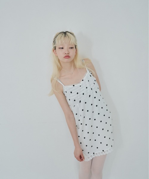 Smyeon(スミョン)の「Lace cami onepiece/レース付きキャミワン ピース(ワンピース・レディース・ホワイト×ブラック/ライトグリーン/ホワイト・FREE)」の6枚目の写真
