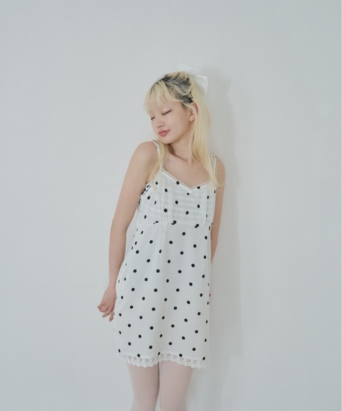 Smyeon(スミョン)の「Lace cami onepiece/レース付きキャミワン ピース(ワンピース・レディース・ホワイト×ブラック/ライトグリーン/ホワイト・FREE)」の7枚目の写真