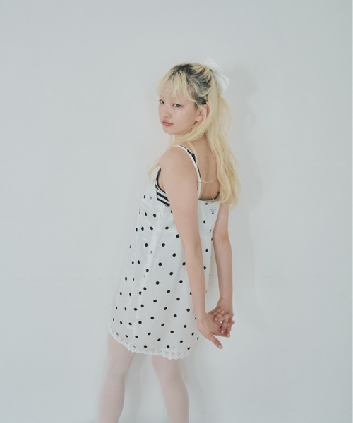 Smyeon(スミョン)の「Lace cami onepiece/レース付きキャミワン ピース(ワンピース・レディース・ホワイト×ブラック/ライトグリーン/ホワイト・FREE)」の8枚目の写真