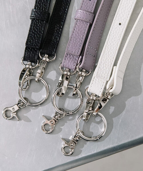 Actually(アクチュアリー)の「BEAURE カウレザー ベルト モバイルストラップショルダー(スマホグッズ・レディース・ホワイト/パープル/ブラック・0)」の6枚目の写真