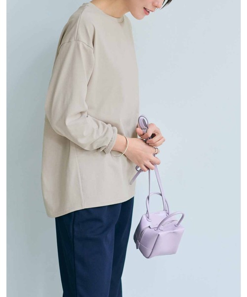 IEDIT（イディット）の「ＩＥＤＩＴ　大人にふさわしい日本製　ていねいに仕立てたクワトロセブン（ＴＭ）コクーンカットソー（Tシャツ/カットソー・レディース・ロイヤルブルー/グレイッシュベージュ/ブラック・LL/L/M/S/3L/4L）」の8枚目の写真