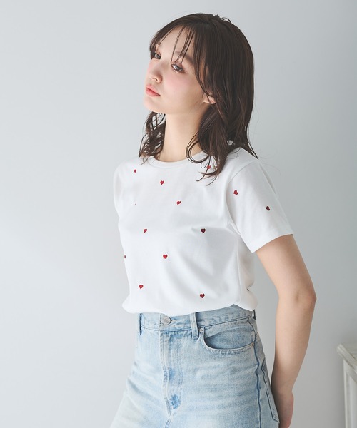 セール】【WEB限定】ハート刺繍Tシャツ（Tシャツ/カットソー