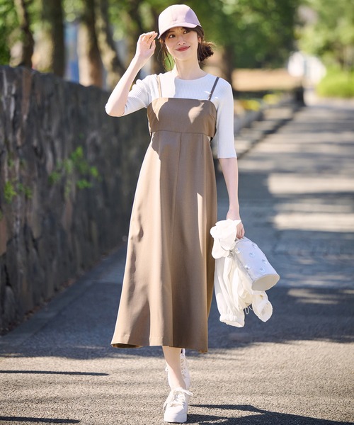 ANY SIS(エニィスィス)の「【洗える・2SET】カットデザインスタイルアップ ワンピース×ニット(セットアップ・レディース・グレー系/黄土色系・4)」の2枚目の写真