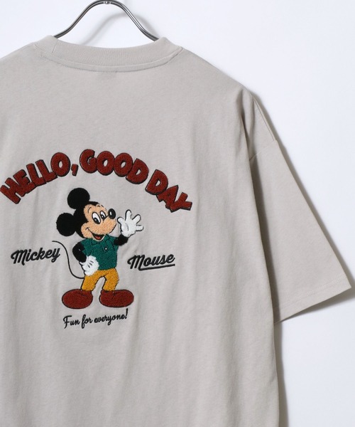 Disney（ディズニー）の「Disney/ディズニー ミッキーマウス/ベイマックス/トイ・ストーリー/ズートピア キャラクター サガラ刺繍 オーバーサイズ 半袖Tシャツ レディース メンズ（Tシャツ/カットソー・レディース・スミクロ/ホワイト/ブラック/ホワイト系その他5/ホワイト系その他6/ブラック系その他5/ブラック系その他4/ブラック系その他6/ネイビー/オレンジ系その他/ブラック系その他/ブラック系その他3/ホワイト系その他4/ホワイト系その他2/ブラック系その他2/グレイッシュベージュ/サックスブルー/ホワイト系その他3/ホワイト系その他/オートミール・M/L/LL）」の18枚目の写真