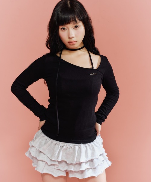 FCMM(エフシーエムエム)の「【日本限定】UNBLANCED L/S TEE/アンバランスロングスリーブTシャツ(Tシャツ/カットソー・レディース・ブラック/カーキ/グレー・MEDIUM/SMALL)」の14枚目の写真