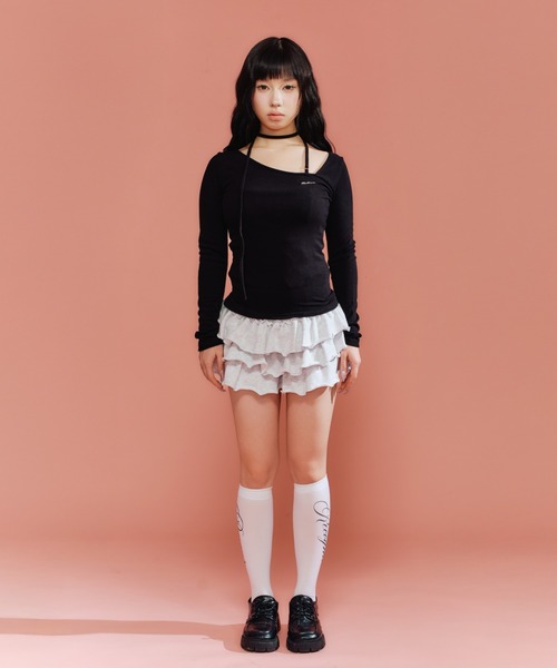FCMM(エフシーエムエム)の「【日本限定】UNBLANCED L/S TEE/アンバランスロングスリーブTシャツ(Tシャツ/カットソー・レディース・ブラック/カーキ/グレー・MEDIUM/SMALL)」の15枚目の写真
