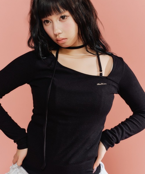 FCMM(エフシーエムエム)の「【日本限定】UNBLANCED L/S TEE/アンバランスロングスリーブTシャツ(Tシャツ/カットソー・レディース・ブラック/カーキ/グレー・MEDIUM/SMALL)」の18枚目の写真