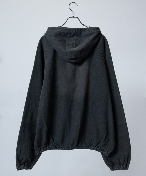 JOHN'S CLOSET（ジョンズクローゼット）の「【t】ライトオンスデニム ブラストオーバーダイ フルジップパーカー（デニムジャケット・メンズ・ブルー/チャコールグレー/ブラック/ネイビー・LARGE/MEDIUM）」の5枚目の写真
