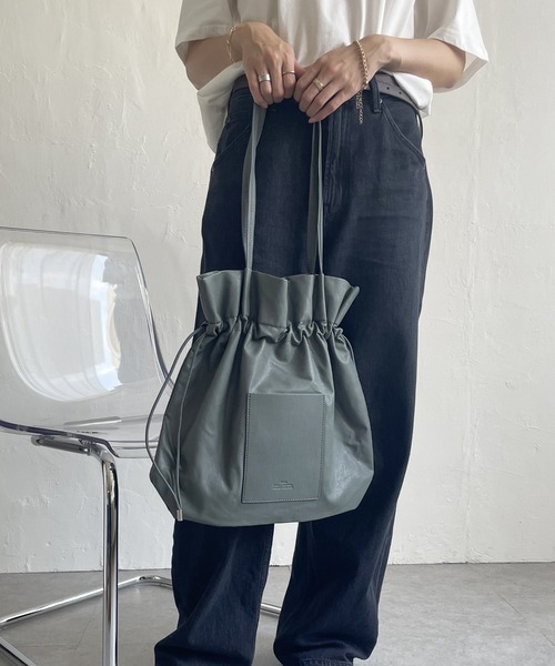 撥水合皮巾着トートバッグ（トートバッグ）｜ikka（イッカ）の