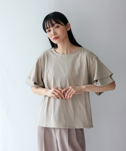 VitaFelice（ヴィータフェリーチェ）の「袖フリルトップス Tシャツ カットソー フリルTシャツ（Tシャツ/カットソー・レディース・ベージュ系その他/コーラルピンク/アイボリー/ブラック・FREE）」の3枚目の写真